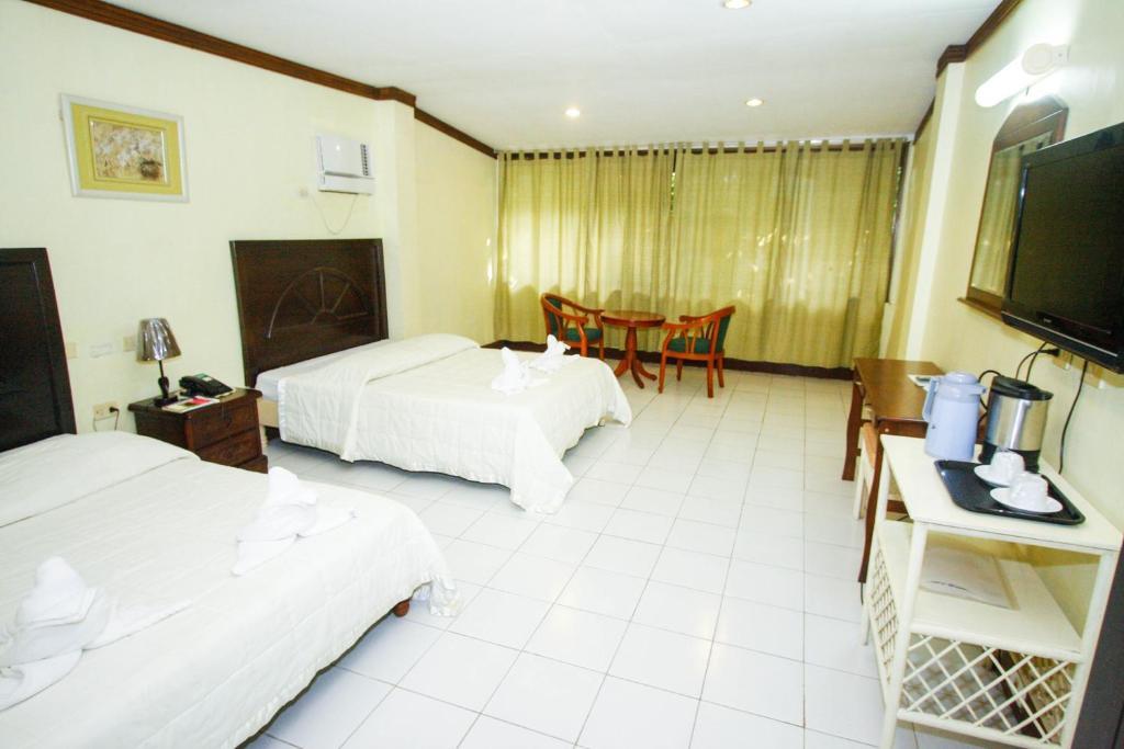 Bohol La Roca Hotel Totolan Номер фото