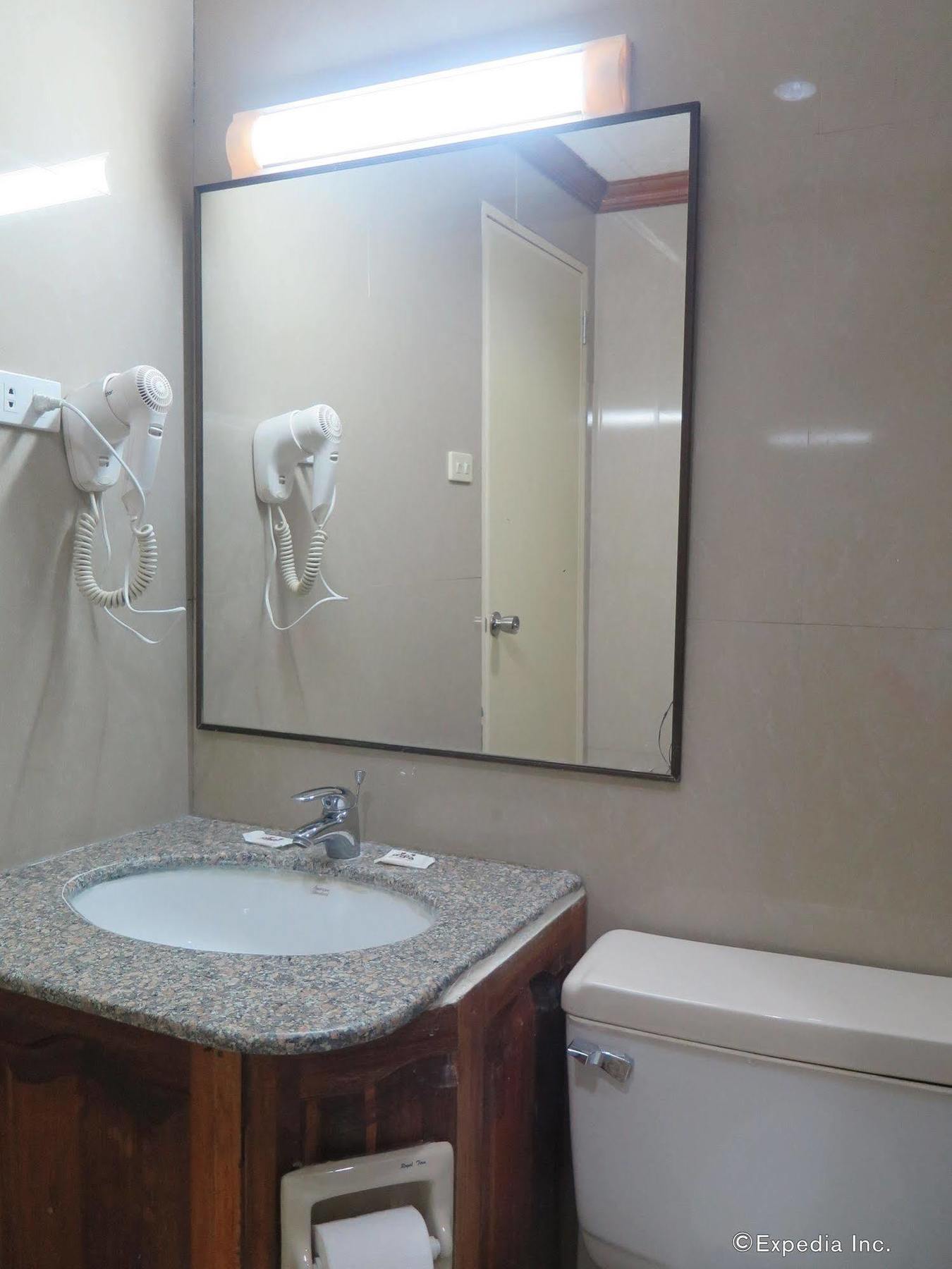 Bohol La Roca Hotel Totolan Экстерьер фото