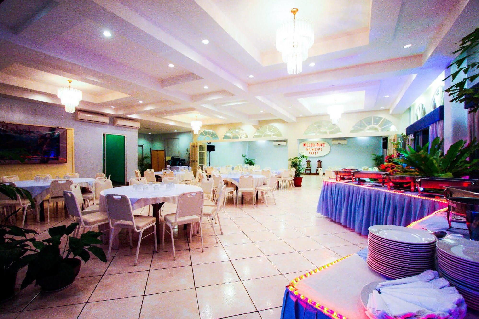 Bohol La Roca Hotel Totolan Экстерьер фото
